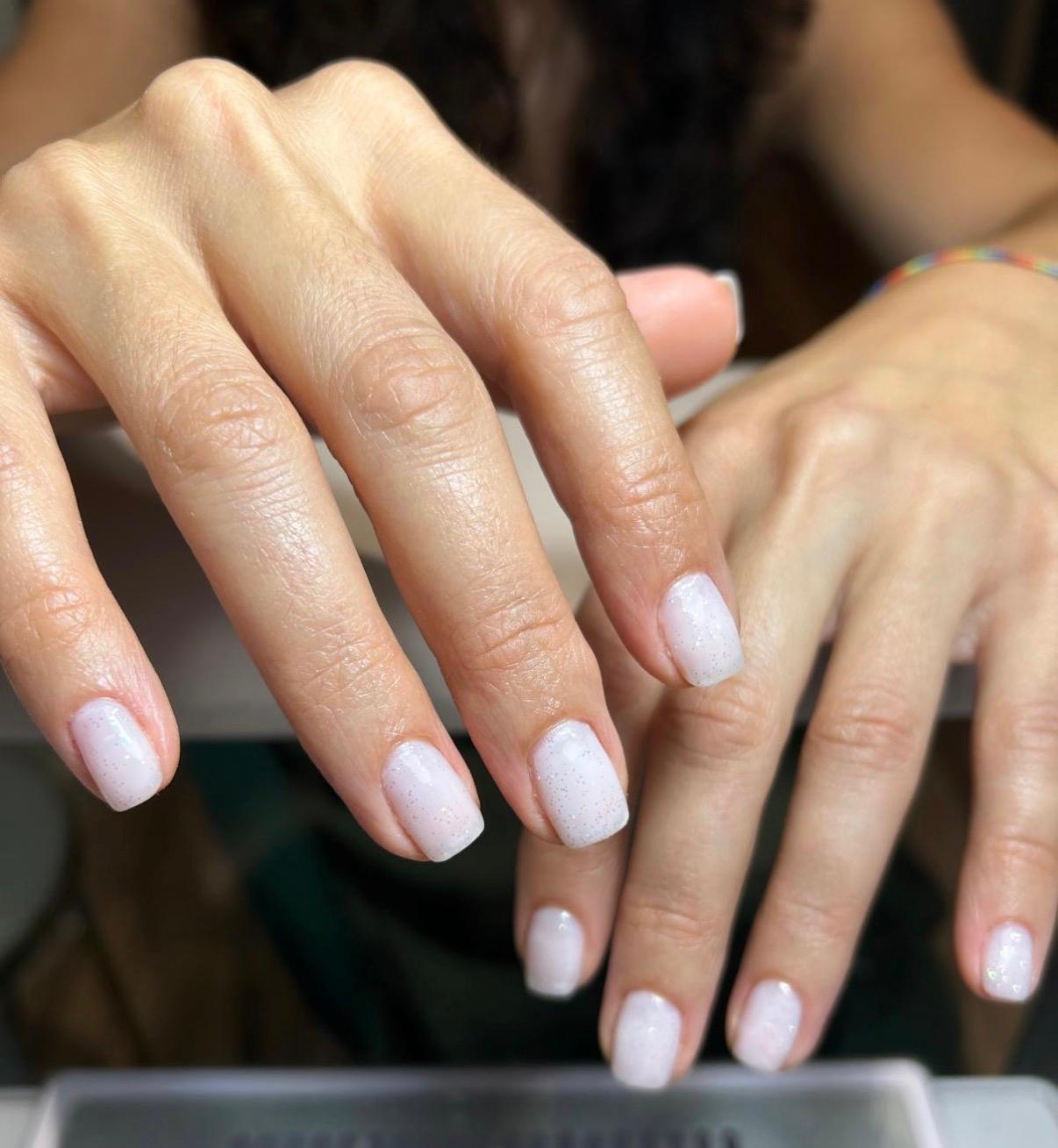 Manicure (1)